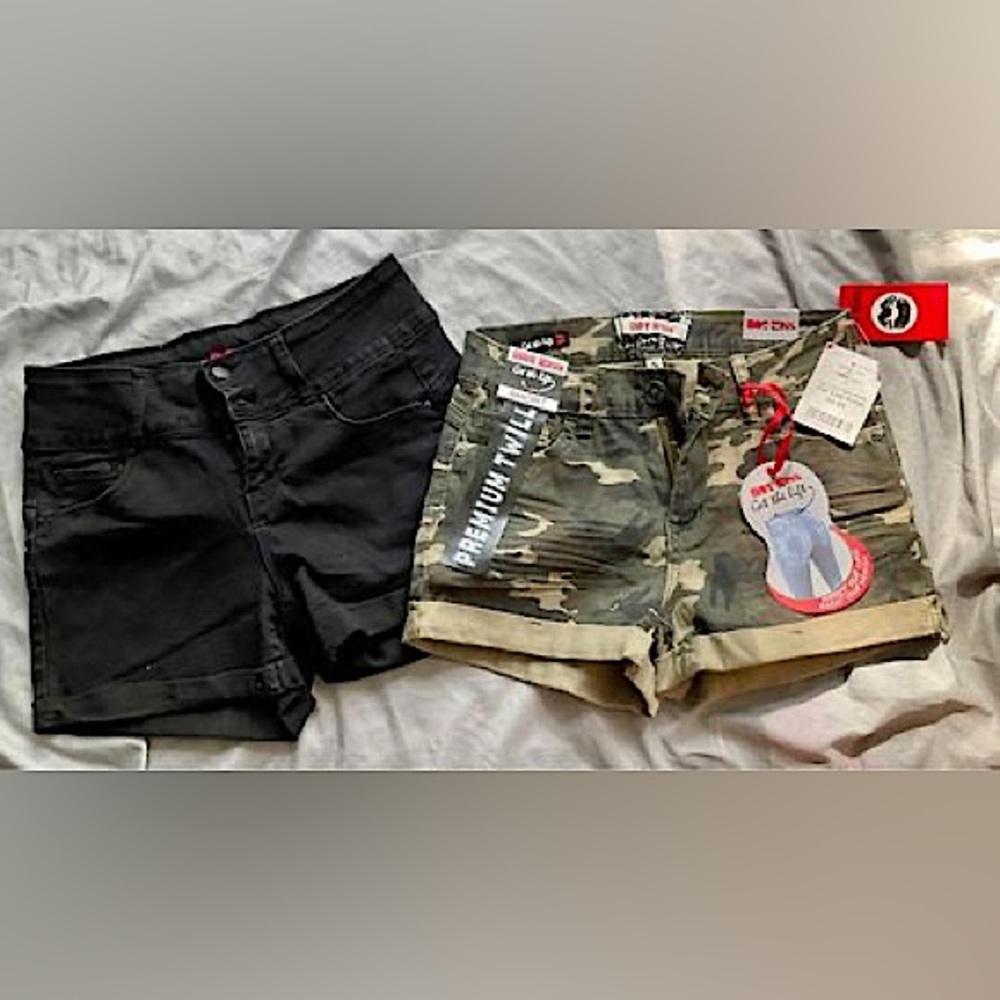 2 Jean shorts